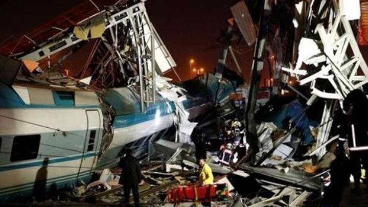 Τουρκία: Σιδηροδρομικό δυστύχημα με 7 νεκρούς στην Τουρκία - ΒΙΝΤΕΟ