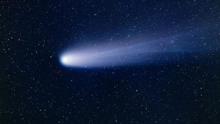 «Ξυστά» από τη Γη θα περάσει κομήτης την Κυριακή - Θα είναι ορατός με γυμνά μάτια!