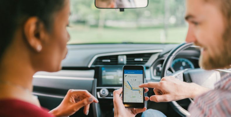 Επικίνδυνη η χρήση GPS κατά την οδήγηση;
