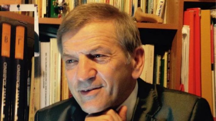Στο στόχαστρο των αλβανικών Αρχών Βορειοηπειρώτης πανεπιστημιακός επειδή μετέφερε «αντεθνικά» βιβλία