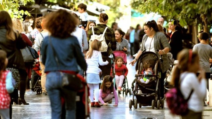 Καταβάλλεται η 6η δόση του επιδόματος Παιδιού 2018