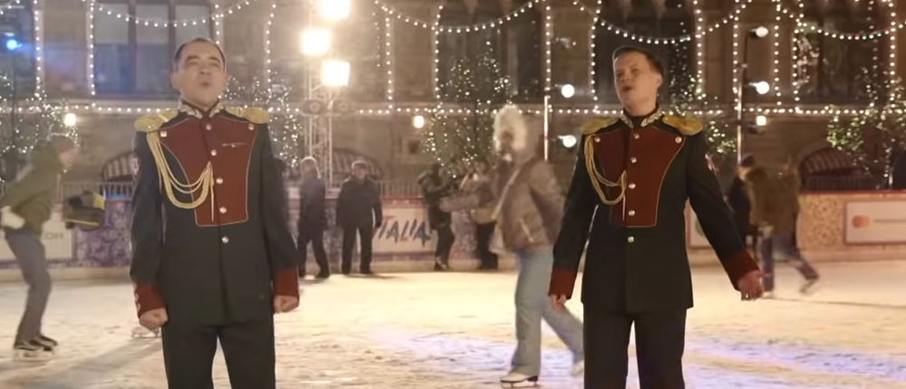 Η Ρωσική Εθνική Φρουρά έκανε βίντεο κλιπ το «Last Christmas» στην Κόκκινη Πλατεία (ΒΙΝΤΕΟ)