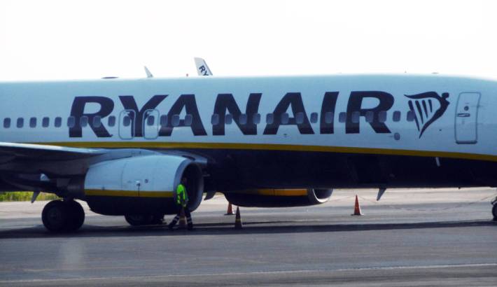Κινούνται νομικά κατά της Ryanair οι επιβάτες που κατέληξαν στην… Τιμισοάρα