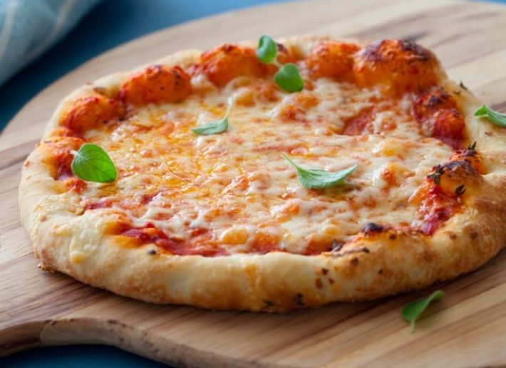 Τι θα γινόταν αν τρώγαμε πίτσα κάθε μέρα για έναν χρόνo; (ΒΙΝΤΕΟ)