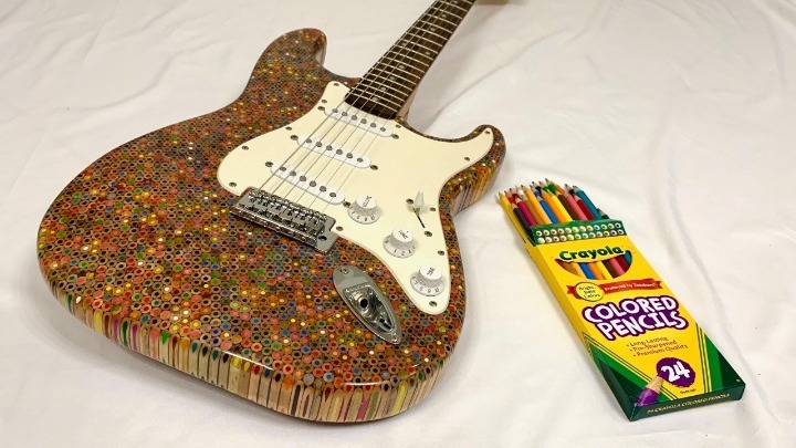 Μια Fender Stratocaster από 1.200 κραγιόν