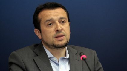 Η χριστουγεννιάτικη κάρτα του Νίκου Παππά: Γιορτές με ΣΥΡΙΖΑ και με ΝΔ – ΦΩΤΟ Η χριστουγεννιάτικη κάρτα του Νίκου Παππά: Γιορτές με ΣΥΡΙΖΑ και με ΝΔ – ΦΩΤΟ