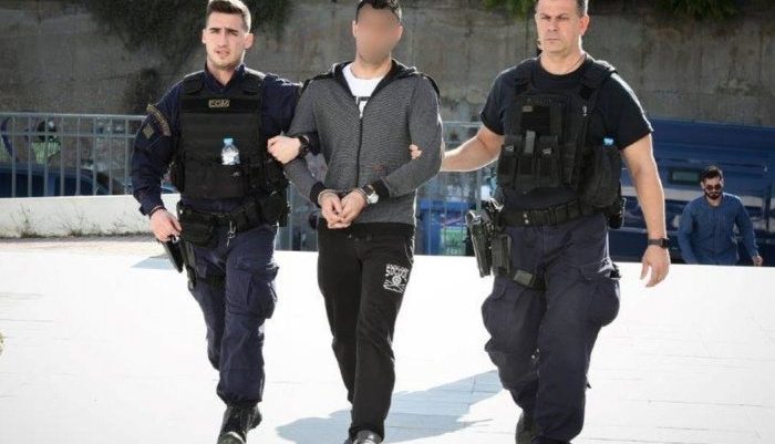 Δολοφονία κρατούμενου στον Κορυδαλλό: «Μου ζήτησε τον καφέ και τις παντόφλες του και τον σκότωσα» Δολοφονία κρατούμενου στον Κορυδαλλό: «Μου ζήτησε τον καφέ και τις παντόφλες του και τον σκότωσα»