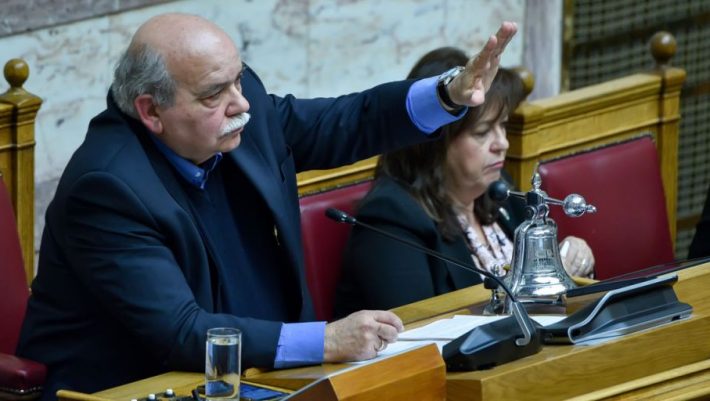 Επεισόδιο Γεννηματά - Βούτση στη Βουλή: «Μην με αναγκάσετε να σας κλείσω το μικρόφωνο» Επεισόδιο Γεννηματά - Βούτση στη Βουλή: «Μην με αναγκάσετε να σας κλείσω το μικρόφωνο»