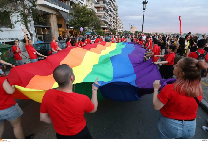 Πήρε συνέντευξη σε ομοφυλόφιλο και καταδικάστηκε σε φυλάκιση!