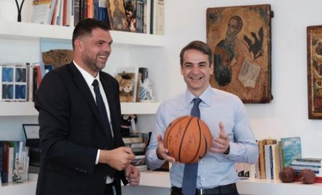 Έκπληξη: Υποψήφιος με τη Νέα Δημοκρατία ο πρώην μπασκετμπολίστας Δημήτρης Παπανικολάου