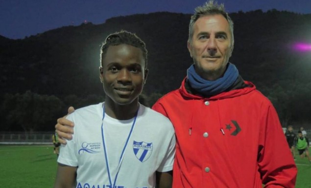 Από τη Μόρια στον Αιολικό: Ο πρώτος πρόσφυγας με επίσημο δελτίο ποδοσφαιριστή