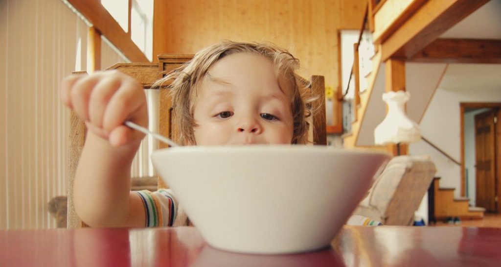Οταν το παιδί αρνείται να φάει το φαγητό της ημέρας -To κόλπο ενός πατέρα που έγινε viral