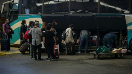 Φαντάρος δεν προλάβαινε το ΚΤΕΛ και πήρε τηλέφωνο για βόμβα! Φαντάρος δεν προλάβαινε το ΚΤΕΛ και πήρε τηλέφωνο για βόμβα!