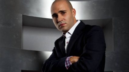 Η ΝΔ «έκοψε» τον Μπογδάνο από τα ψηφοδέλτιά της λόγω… ΕΡΤ και τανκς Η ΝΔ «έκοψε» τον Μπογδάνο από τα ψηφοδέλτιά της λόγω… ΕΡΤ και τανκς