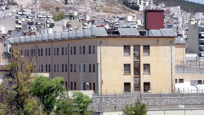 Τούρκος κρατούμενος βρέθηκε απαγχονισμένος στο Ψυχιατρείο Κορυδαλλού Τούρκος κρατούμενος βρέθηκε απαγχονισμένος στο Ψυχιατρείο Κορυδαλλού
