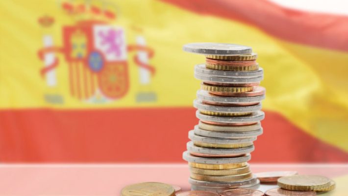 Στα 900 ευρώ αυξήθηκε ο κατώτατος μισθός στην Ισπανία Στα 900 ευρώ αυξήθηκε ο κατώτατος μισθός στην Ισπανία