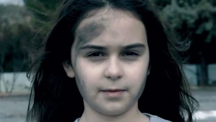 Συγκλονιστικό βίντεο από μαθητές του δημοτικού για τα τροχαία ατυχήματα Συγκλονιστικό βίντεο από μαθητές του δημοτικού για τα τροχαία ατυχήματα