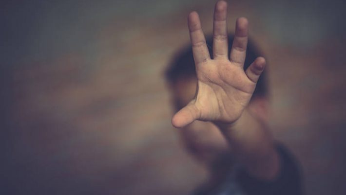 Κατεπείγουσα ΕΔΕ για την κακοποίηση του 13χρονου μαθητή Κατεπείγουσα ΕΔΕ για την κακοποίηση του 13χρονου μαθητή