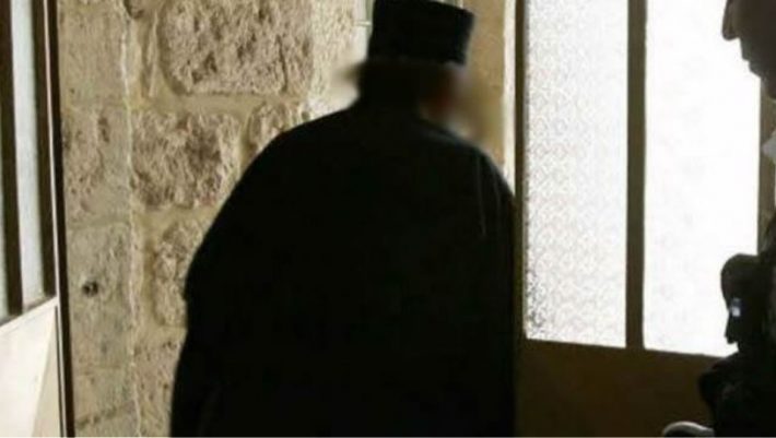 Στο εδώλιο ιερέας για ασέλγεια σε νεαρό με νοητική υστέρηση στη Λαμία Στο εδώλιο ιερέας για ασέλγεια σε νεαρό με νοητική υστέρηση στη Λαμία