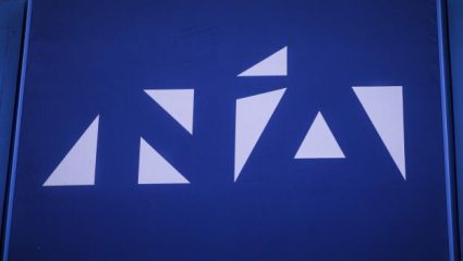 ΝΔ: «Δεν υπάρχει περίπτωση να προτείνουμε Σημίτη ή Βενιζέλο για Πρόεδρο της Δημοκρατίας» ΝΔ: «Δεν υπάρχει περίπτωση να προτείνουμε Σημίτη ή Βενιζέλο για Πρόεδρο της Δημοκρατίας»