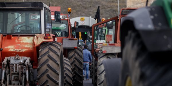 Αγρότες μετά τη συνάντησή τους με Αραχωβίτη, Φάμελλο: «Φεύγουμε με άδεια χέρια»