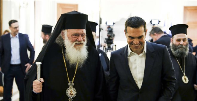 Ανατροπή: Πέρασε η πρόταση του ΣΥΡΙΖΑ για τη θρησκευτική ουδετερότητα!