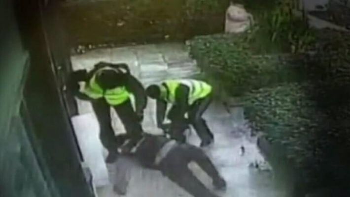 Βίντεο ντοκουμέντο από τη ληστεία της χρηματαποστολής στο Ψυχικό Βίντεο ντοκουμέντο από τη ληστεία της χρηματαποστολής στο Ψυχικό