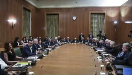 Ανασχηματισμός: Αυτή είναι η νέα κυβέρνηση – Όλες οι αλλαγές Ανασχηματισμός: Αυτή είναι η νέα κυβέρνηση – Όλες οι αλλαγές