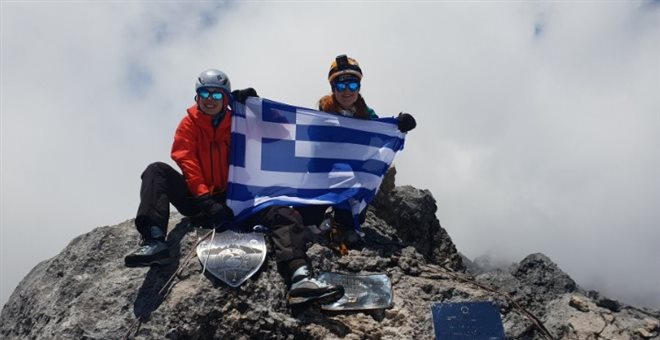 Δύο Ελληνίδες θα προσπαθήσουν ν’ ανέβουν στο Έβερεστ