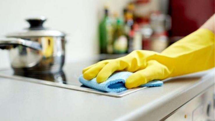 «Το μαγείρεμα και οι δουλειές του σπιτιού ρυπαίνουν το περιβάλλον» λένε οι επιστήμονες