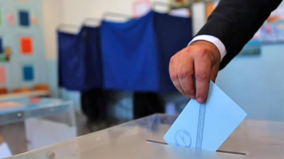 Οι έδρες που «παίρνουν» τα κόμματα στις Ευρωεκλογές