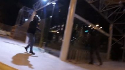 Νέα καταδρομική επίθεση του Ρουβίκωνα (ΒΙΝΤΕΟ) Νέα καταδρομική επίθεση του Ρουβίκωνα (ΒΙΝΤΕΟ)