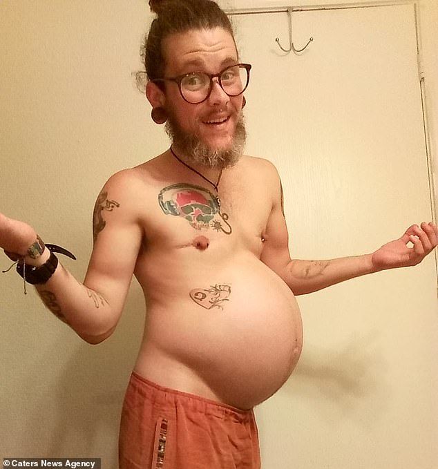 Άνδρας έμεινε έγκυος και γέννησε! - ΦΩΤΟ+ΒΙΝΤΕΟ