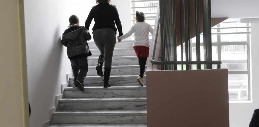 Παραμένει κλειστό δημοτικό σχολείο στα Γρεβενά λόγω της φοίτησης προσφυγόπουλων (ΒΙΝΤΕΟ)