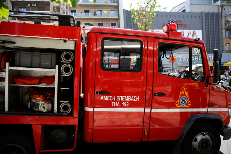 Φωτιά σε κατάστημα παιχνιδιών στο Χαλάνδρι