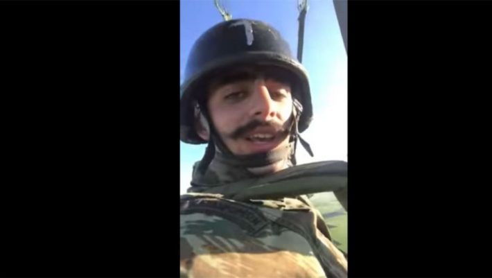 Τιμωρήθηκε ο αλεξιπτωτιστής που τραγούδησε το «Μακεδονία Ξακουστή» Τιμωρήθηκε ο αλεξιπτωτιστής που τραγούδησε το «Μακεδονία Ξακουστή»