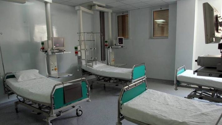 Αποσωληνώθηκε το 2,5 ετών αγοράκι που κατάπιε χάπια Αποσωληνώθηκε το 2,5 ετών αγοράκι που κατάπιε χάπια