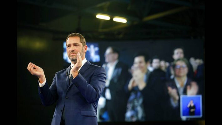 Γαλλία: Ροζ σκάνδαλο με τον υπουργό Εσωτερικών - ΒΙΝΤΕΟ Γαλλία: Ροζ σκάνδαλο με τον υπουργό Εσωτερικών - ΒΙΝΤΕΟ