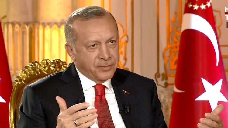 Ερντογάν: «Φέρετρο σε όσους θέλουν να κάνουν Κωνσταντινούπολη την Ιστανμπούλ»