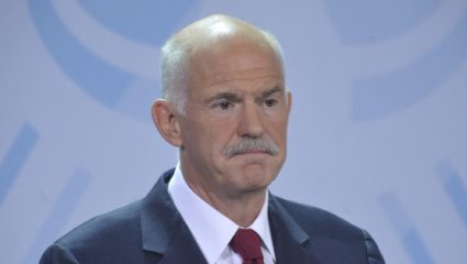 Το κατάφερε και αυτό: Γι’ αυτό αποθεώθηκε από τους βουλευτές της ΝΔ ο Γιώργος Παπανδρέου Το κατάφερε και αυτό: Γι’ αυτό αποθεώθηκε από τους βουλευτές της ΝΔ ο Γιώργος Παπανδρέου