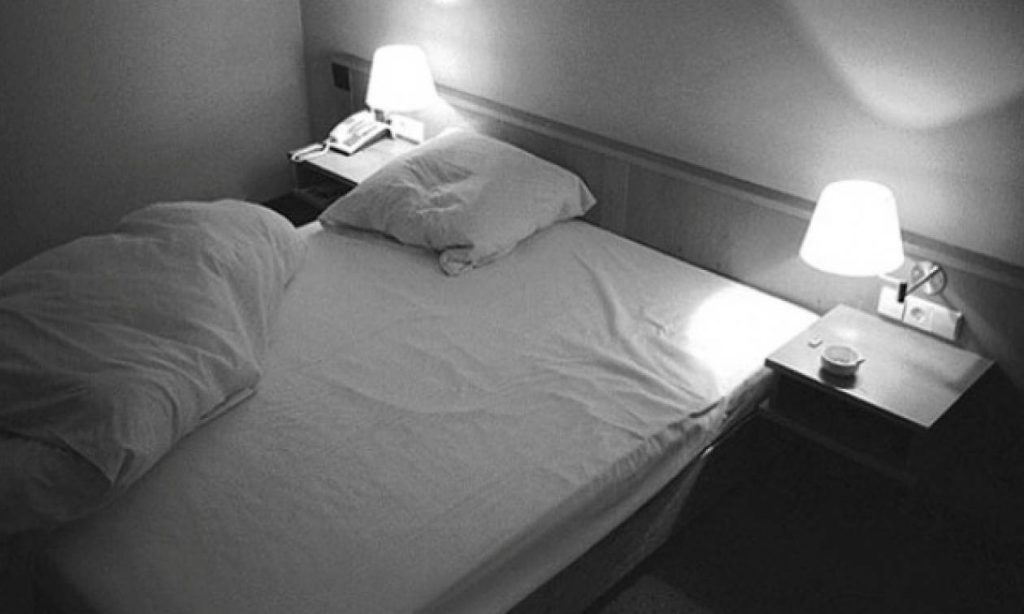 Σκάνδαλο σε ξενοδοχεία: Live μετάδοση από κρυφές κάμερες στα δωμάτια!