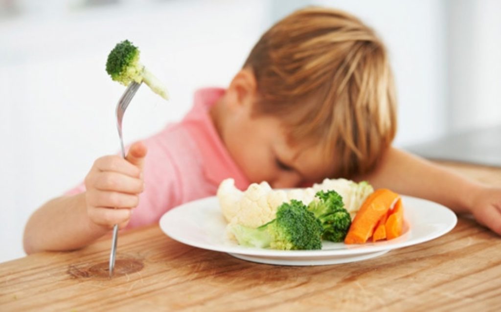 4 + 1 τρικ για να αγαπήσουν τα παιδιά τα λαχανικά