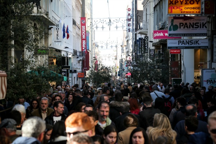 Το εορταστικό ωράριο καταστημάτων για το Πάσχα
