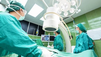 Νοσοκομείο βιντεοσκοπούσε γυναίκες που γδύνονταν για τις εξετάσεις! Νοσοκομείο βιντεοσκοπούσε γυναίκες που γδύνονταν για τις εξετάσεις!