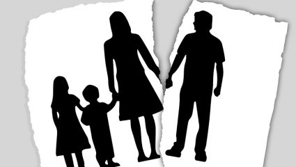 Υποχρεωτικά μαθήματα διαζυγίου για γονείς που θέλουν να χωρίσουν Υποχρεωτικά μαθήματα διαζυγίου για γονείς που θέλουν να χωρίσουν