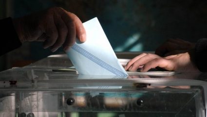 Η κρίση εκτόξευσε τη δημοφιλία του: Ποιος είναι ο πιο αγαπητός υπουργός της κυβέρνησης Η κρίση εκτόξευσε τη δημοφιλία του: Ποιος είναι ο πιο αγαπητός υπουργός της κυβέρνησης