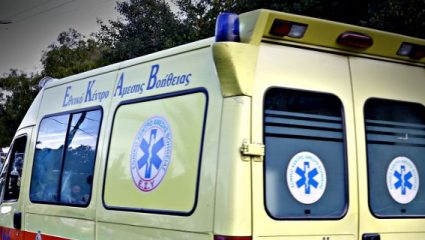 Ένας νεκρός και τέσσερις τραυματίες σε τροχαίο έπειτα από ληστεία στο Μενίδι Ένας νεκρός και τέσσερις τραυματίες σε τροχαίο έπειτα από ληστεία στο Μενίδι