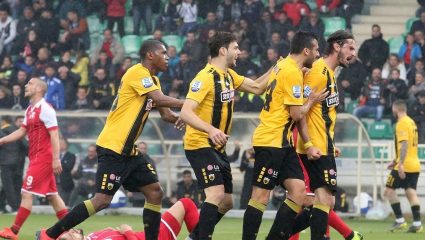 Ανατροπή και τρίτη σερί νίκη για την ΑΕΚ Ανατροπή και τρίτη σερί νίκη για την ΑΕΚ