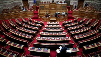 Ο κορωνοϊός δεν θα κλείσει τη Βουλή Ο κορωνοϊός δεν θα κλείσει τη Βουλή