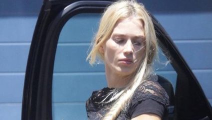 Τετ-α-τετ με τον Βούλγαρο που κατηγορείται για τη δολοφονία του άνδρα της η Βικτώρια Μακρή Τετ-α-τετ με τον Βούλγαρο που κατηγορείται για τη δολοφονία του άνδρα της η Βικτώρια Μακρή